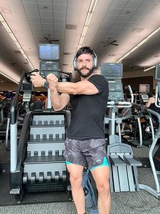 Pantalones Cortos Deportivos para Hombre con Forro, Ultraligeros, para Entrenamiento - Product Image 2