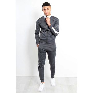 Conjunto Deportivo Personalizado al por Mayor para Hombre, 340g, Ligero, Invierno, 100% Poliéster, Tallas Grandes, Sudadera con Capucha y Pantalones Jogger - Product Image 2