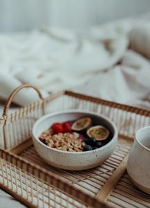 ชามซุปเซรามิกดีไซน์มินิมอลทันสมัย ขอบหนา ฐานลายจุด เคลือบเงา ทนทาน ปลอดภัยสำหรับอาหาร เหมาะสำหรับการเสิร์ฟอย่างมีสไตล์ - Product Image 3