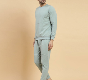 Ensemble de survêtement élégant pour homme, très vendu, respirant, confortable, léger, de haute qualité, facile à laver, entièrement personnalisable. - Product Image 4
