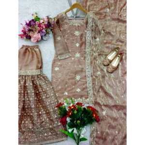 Top hermoso para mujer: conjunto de Sarara y Dupatta con trabajo de secuencia para fiestas - Product Image 4