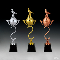 Trophée du 50e anniversaire, forme d'étoile d'oiseau 3D, détails exquis, signification symbolique, attrait intemporel, tendance, bien conçu