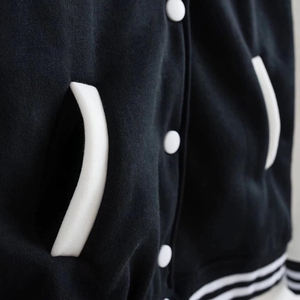 Conjuntos de Ropa Deportiva para Hombre, Modelo 2025, Tejido Grueso, Pantalones Jogger Personalizados con Sudadera Corta con Capucha, para Invierno (Venta al Por Mayor) - Product Image 2