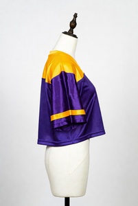 Camiseta de fútbol americano de alta calidad con hombros caídos, de malla de poliéster, sublimada, estilo boxy y corta, para rugby. - Product Image 3