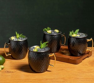 Chope à bière vintage en cuivre noir martelé, faite à la main, grande capacité, design minimaliste, finition antique, poignée, logo personnalisé, emballage - Product Image 4