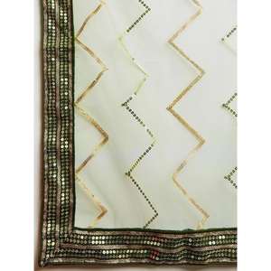 Lehenga choli ชุดแต่งงานผ้าไหมศิลปะเลื่อมสีเขียวที่น่าอัศจรรย์ - Product Image 1