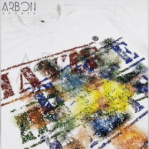 Camiseta Oversize Blanca de Algodón Premium con Estampado Gráfico Abstracto Multicolor, Estilo Urbano, Diseño Desgastado Personalizado - Product Image 6