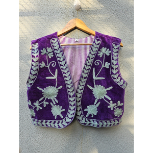Women's <b>Purple</b> Velvet Embroidered Vest Sleeveless Floral Bohemian Open Front V-neck <b>Waistcoat</b> Autumn Casual Outerwear gift - Product Image 1