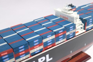 Maqueta de Barco Portacontenedores APL American President Lines, Modelo de Barco Comercial de Madera Hecho a Mano para Decoración de Oficina o Regalos Empresariales - Product Image 4