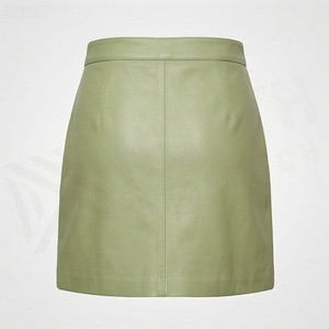 Jupe crayon mini en similicuir pour femme, taille haute, vert uni, boutons sur le devant, design minimaliste, à porter toute l'année - Product Image 2