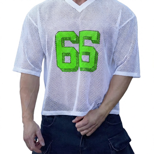 Maillot de football blanc en mesh pour homme, col en V, avec numéro 66 imprimé, manches courtes, coupe sportive régulière, respirant - Product Image 6