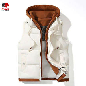 Gilets matelassés Ryan Pro Gear pour hommes, design personnalisé, rembourrage en polyester, tissu confortable avec logo personnalisé, col à capuche - Product Image 4