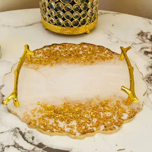 Plateau de service moderne de luxe fait main en résine avec poignées, compatible lave-vaisselle, pliable pour la maison, la cuisine, la table à manger, les aliments, le café et les collations - Product Image 6