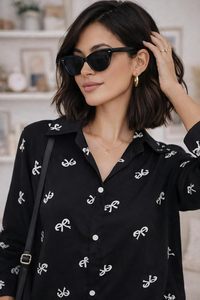 Camisa de Mujer de Viscosa y Rayón Bordada, Estilo Casual para Oficina, Blusa Elegante Negra Estampada con Botones - Product Image 4
