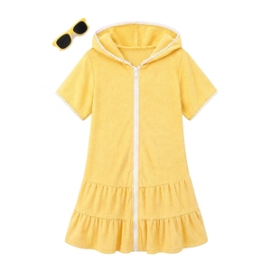 Robe de plage à capuche 100 % polyester pour filles, mignonne, à manches courtes, avec fermeture éclair sur le devant et ourlet à volants, pour la piscine, fournisseur d'étiquettes personnalisées - Product Image 1