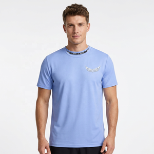 Camiseta de Manga Corta Azul Claro para Hombre con Logotipo de Ala Bordado, Cuello Redondo, Corte Regular Informal, Tela Jersey - Product Image 3