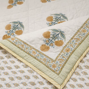 Parure de lit de luxe en coton 300 fils, imprimée pigmentairement, motif floral Jaipur, écologique, durable, toutes saisons, réversible, lavable en machine - Product Image 1