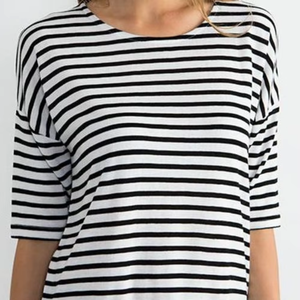 Camiseta clásica de algodón con cuello redondo para mujer, camiseta informal de corte ajustado con cuello redondo, camiseta extragrande con estampado gráfico para mujer - Product Image 6