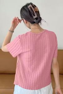 T-shirt décontracté d'été pour femme, coupe ajustée, côtelé texturé, manches courtes, col rond, motif floral, respirant, facile à assortir, tricoté aérien - Product Image 2