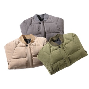 Vestes d'hiver pour hommes en coton et polyester, personnalisables OEM, avec blocs de couleurs disponibles. - Product Image 4
