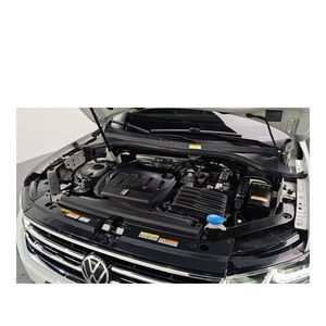 Volkswagen Tiguan 2.0 TDI 4Motion Prestige 2021 avec caméra de recul, sièges en cuir, conduite à gauche - 61 586 km, Diesel - Product Image 6