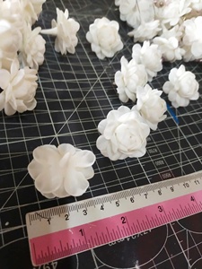 Flor de Arcilla de Jazmín Doble Hecha a Mano |   Flor de Jazmín en Capas Hecha a Mano en Tailandia |   Arcilla Decorativa Clásica Premium para el Día del Padre - Product Image 1