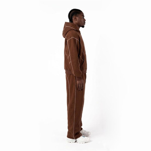 Ensemble de survêtement marron premium pour homme – Sweat à capuche entièrement zippé et pantalon de jogging - Product Image 3