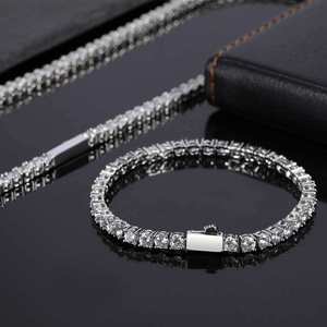 สร้อยข้อมือสายเทนนิสทำจากเพชรชุดแชนเนลสวยทรงกลมสำหรับงานแต่งงาน - Product Image 1