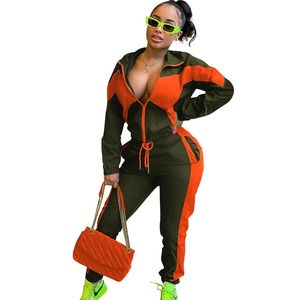Wholesale Trending <b>Crop</b> <b>Top</b> and Sweatpants Outfit Women Two Piece Custom Streetwear Casual Tracksuit Sportswear Supplier - Product Image 5