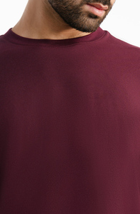 Camiseta deportiva de secado rápido para hombre, corte ajustado, 100% algodón, cuello redondo, logotipo personalizado, tejido de punto, manga larga. - Product Image 4