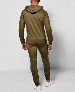 Conjunto Deportivo Informal para Hombre, Color Verde Oliva, con Capucha, Manga Larga, Color Sólido, con Bolsillos Laterales y Cierre con Cordón - Product Image 3
