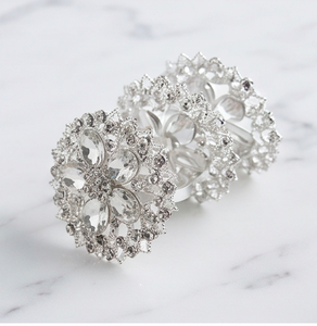 9 Pcs Luxury Crystal Flower <b>Napkin</b> Rings <b>Silver</b> Rhinestone Ideal For Wedding Use And Kitchen Table Decor Use - Product Image 3