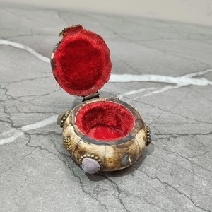 FAIZA CRAFT Oriental Carved Bone Jewelry Box Round Eco-Friendly <b>Storage</b> <b>Chest</b> with Gemstone Accents for Bedroom Living Room Use - Product Image 2