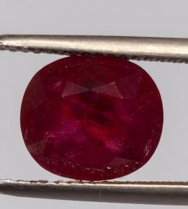 พลอยทับทิมพม่าธรรมชาติทรงรีร้อนขัดเงาสำหรับทำแหวน - Product Image 1