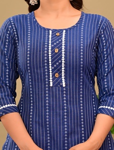 Conjunto de Pantalón y Kurta de Algodón Casual para Mujer, Azul, Colección Étnica para Uso Diario - Product Image 4