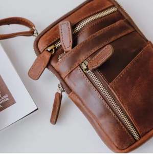 Sac fourre-tout en cuir artisanal de qualité supérieure pour femmes, grande capacité, élégant, à prix abordable - Product Image 1