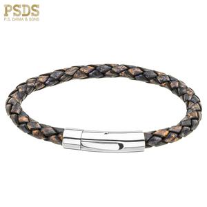 สร้อยข้อมือหนังสีดำ PSDs - Product Image 4