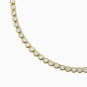 Collar de Oro con Colgante de Hoja Esculpida y Diamantes - Product Image 3