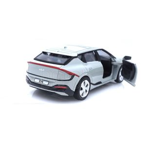 Coche de Juguete en Miniatura a Escala 1:38 para KIA EV6 - Product Image 5