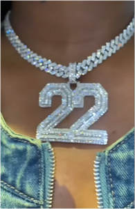 Pendentif personnalisé pour homme en argent sterling 925, serti de moissanite taille fantaisie et moissanite taille baguette, style hip-hop, avec chiffres incrustés - Product Image 2