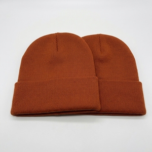 Gorro de Punto Tipo Waffle Personalizado, Impermeable, con Logotipo Bordado, Lazos y Diseño de Camuflaje - Gorro de Invierno Unisex para Venta al Por Mayor - Product Image 6
