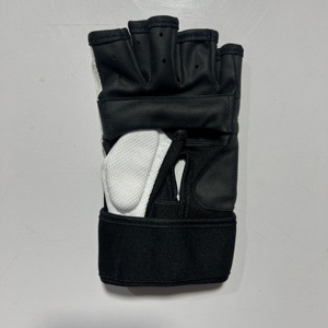 Gants de grappling MMA en gros, gants de boxe sans doigts, gants à paume ouverte en cuir synthétique durable avec support de poignet pour l'entraînement - Product Image 6