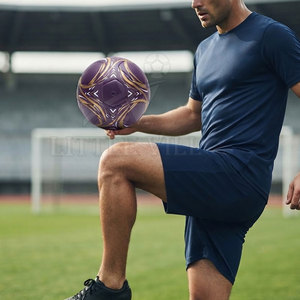 Balón de Fútbol Moderno con Unión Térmica, Ligero, Cómodo, Duradero, Superficie Lisa, Impresión de Logotipo Personalizado para Entrenamiento y Práctica - Product Image 6
