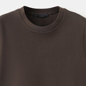 Camiseta de Mujer con Textura Suave y Corte Relajado, con Diseño de Logotipo Personalizado para Compradores al por Mayor, Camiseta Moderna para Mujer Inspirada en las Tendencias - Product Image 2