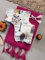 Vêtements ethniques de créateur : Saree en coton Khadi avec broderie de style boutique et chemisier rembourré