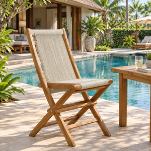 Chaise pliante d'extérieur en teck massif avec assise et dossier en corde tressée, mobilier de patio pour villa, complexe hôtelier et hôtel - Product Image 1