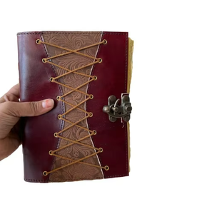 Cuaderno de Cuero Repujado con Espiral Suave, Diseño de Flores y Animales, Hecho a Mano, con Encuadernación Deckle, para Dibujo y Notas - Product Image 1