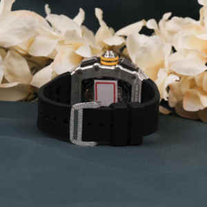 Reloj de Pulsera para Hombre Hecho a Mano con Esfera Blanca Semi-Engastada con Diamantes Moissanite VVS y Cristal Personalizado - Product Image 5