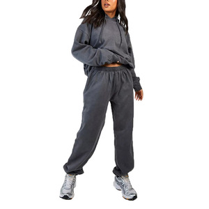 Survêtement de jogging chaud en polaire court pour femme, collection 2026, dernière tendance, avec capuche, pour l'extérieur, en Spandex, idéal pour l'hiver, vente en gros - Product Image 5