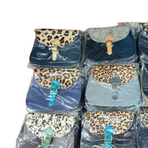 Bolso de mano con flecos de estilo occidental bohemio, bolsa de mano de cuero suave, marrón, con flecos y borlas - Product Image 1